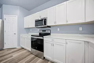 3429 18th St S, Moorhead, MN 56560 - Photo 9