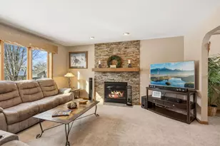 7870 Jocelyn Ave S, Cottage Grove, MN 55016 - Photo 9