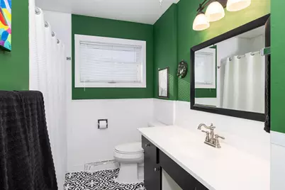 421 N 3rd Street, La Crescent, MN 55947 - Photo 11