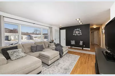 421 N 3rd Street, La Crescent, MN 55947 - Photo 3