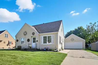 1800 3rd Avenue NE, Austin, MN 55912 - Photo 1