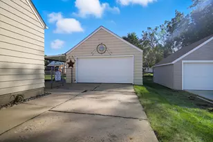 1800 3rd Ave NE, Austin, MN 55912 - Photo 37