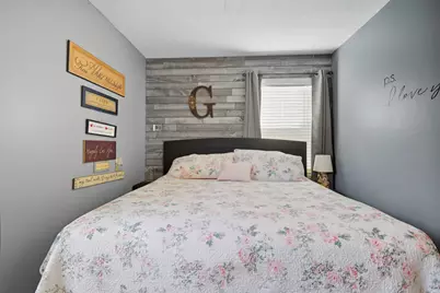 1800 3rd Avenue NE, Austin, MN 55912 - Photo 17