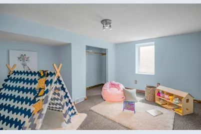 7200 Newton Avenue N, Brooklyn Center, MN 55430 - Photo 17