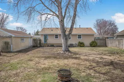 7200 Newton Avenue N, Brooklyn Center, MN 55430 - Photo 31