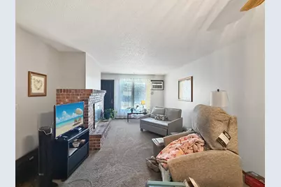 2402 18th Street S #3, Fargo,  58103 - Photo 9