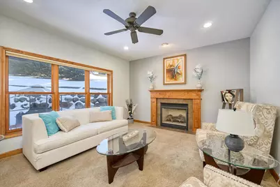 984 Carver Bluffs Parkway, Carver, MN 55315 - Photo 7