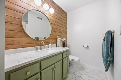 620 N Washington Avenue, Detroit Lakes, MN 56501 - Photo 11