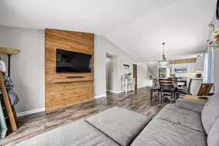 620 N Washington Ave, Detroit Lakes, MN 56501 - Photo 9