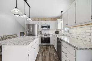 620 N Washington Ave, Detroit Lakes, MN 56501 - Photo 5