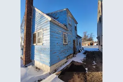 17 10th Street, Windom, MN 56101 - Photo 3