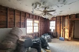 17 10th St, Windom, MN 56101 - Photo 9