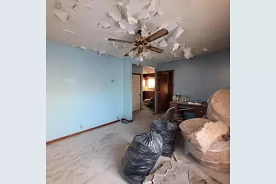 17 10th Street, Windom, MN 56101 - Photo 13