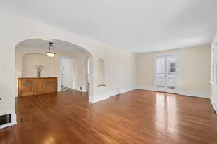 1981 Berkeley Ave, Saint Paul, MN 55105 - Photo 5