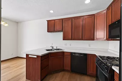 5149 Yuma Lane N, Plymouth, MN 55446 - Photo 11