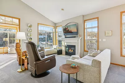 8884 Compton Lane, Inver Grove Heights, MN 55076 - Photo 9