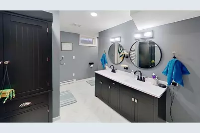 1114 Bruce Circle, Marshall, MN 56258 - Photo 9