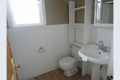 311 Center Avenue S, Eyota, MN 55934 - Photo 7