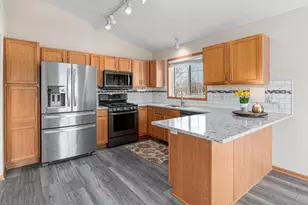 568 Wood Duck Trail, Lino Lakes, MN 55014 - Photo 11