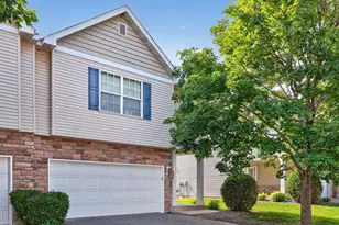 1758 Philipp Dr, Shakopee, MN 55379 - Photo 3