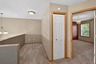 1758 Philipp Dr, Shakopee, MN 55379 - Photo 15