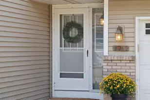 2260 Hallmark Ave N, Oakdale, MN 55128 - Photo 3