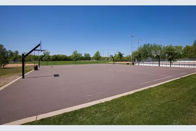 2260 Hallmark Avenue N, Oakdale, MN 55128 - Photo 39