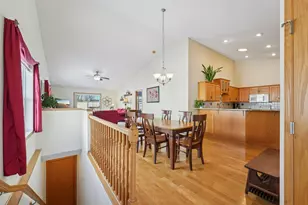 3084 Chisholm Ct N, Maplewood, MN 55109 - Photo 5