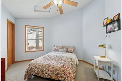 3084 Chisholm Court N, Maplewood, MN 55109 - Photo 23