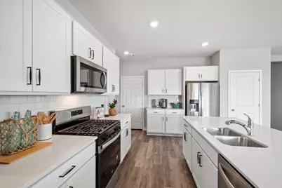 597 Greywood Boulevard, Delano, MN 55328 - Photo 3