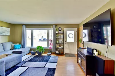 107 3rd Avenue SE, Saint Joseph, MN 56374 - Photo 5