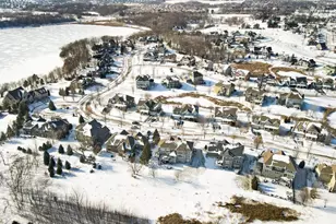 3673 Lerive Way, Chaska, MN 55318 - Photo 11