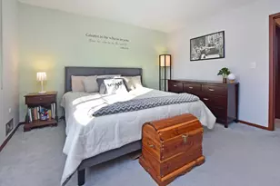 1860 McMenemy St, Maplewood, MN 55117 - Photo 13
