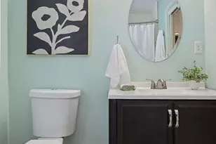 5107 Woodhill Rd, Minnetonka, MN 55345 - Photo 35