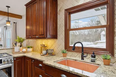 5107 Woodhill Road, Minnetonka, MN 55345 - Photo 23