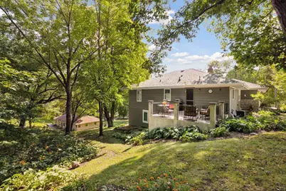 5107 Woodhill Road, Minnetonka, MN 55345 - Photo 9