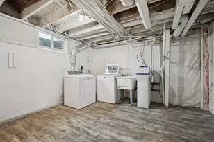 5107 Woodhill Rd, Minnetonka, MN 55345 - Photo 45