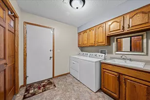 410 River Hills Rd, River Falls, WI 54022 - Photo 17