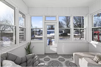 306 N Division Street, Roberts, WI 54023 - Photo 3