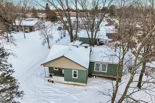 1155 Mansfield St, Chippewa Falls, WI 54729 - Photo 7