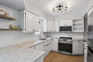 8018 33rd Pl N, Crystal, MN 55427 - Photo 15