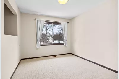 4227 Goldenrod Lane N, Plymouth, MN 55441 - Photo 15