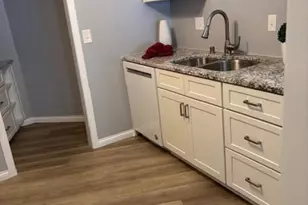 2690 Oxford St N, Roseville, MN 55113 - Photo 11