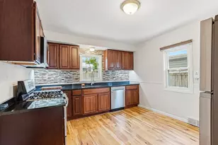 454 Michigan St, Saint Paul, MN 55102 - Photo 9