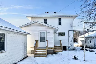 714 E Mark St, Winona, MN 55987 - Photo 11