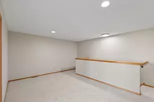 879 Braunworth Ct, Chaska, MN 55318 - Photo 17