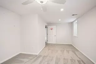 9545 Garrison Way, Eden Prairie, MN 55347 - Photo 33