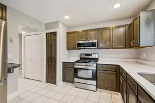 9545 Garrison Way, Eden Prairie, MN 55347 - Photo 17