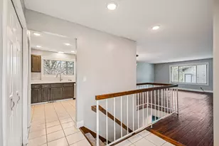 9545 Garrison Way, Eden Prairie, MN 55347 - Photo 13