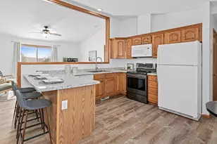 1016 W Ridge Ct, New Richmond, WI 54017 - Photo 5